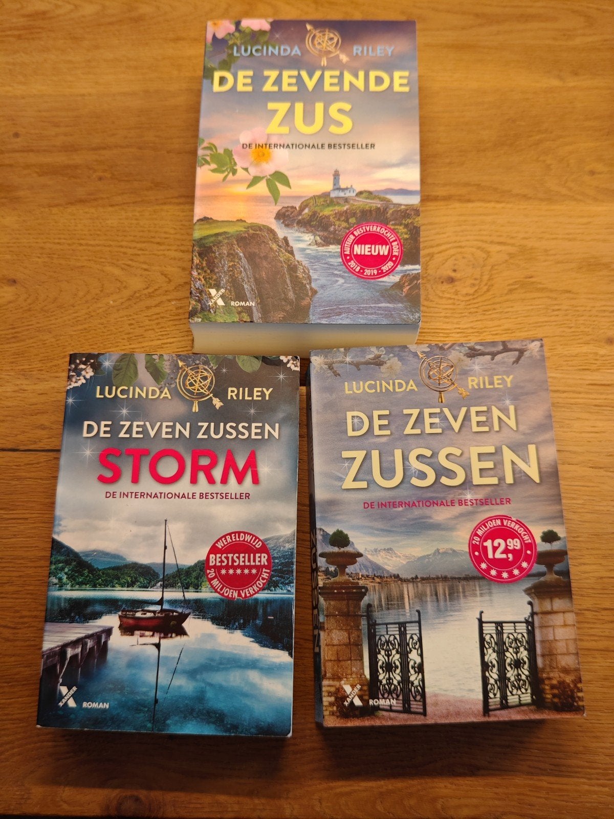 De Zeven Zussen 3 boeken - Lucinda Riley (compleet/per stuk), Boeken, Ophalen of Verzenden, Zo goed als nieuw, Lucinda Riley, Nederland
