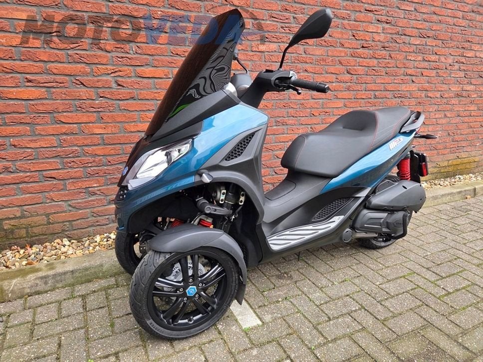 PIAGGIO MP3 300 HPE (bj 2022), Motoren, Scooter, Onbekend, Onbekend, Minimaal motorrijbewijs A2