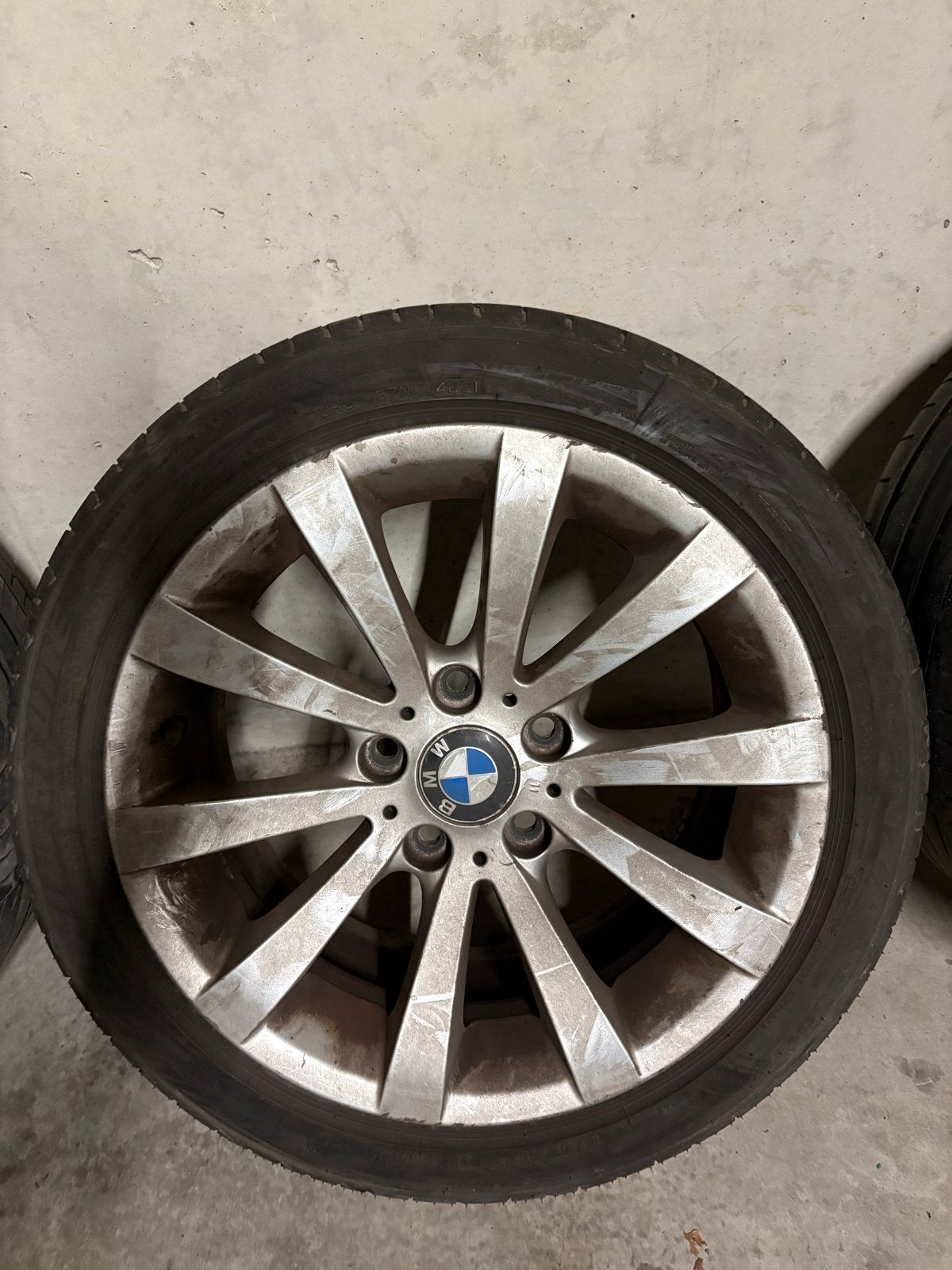 BMW E90 Velgen met Zomerbanden (niet APK-waardig), Gebruikt, Banden en Velgen, 17 inch, Ophalen of Verzenden