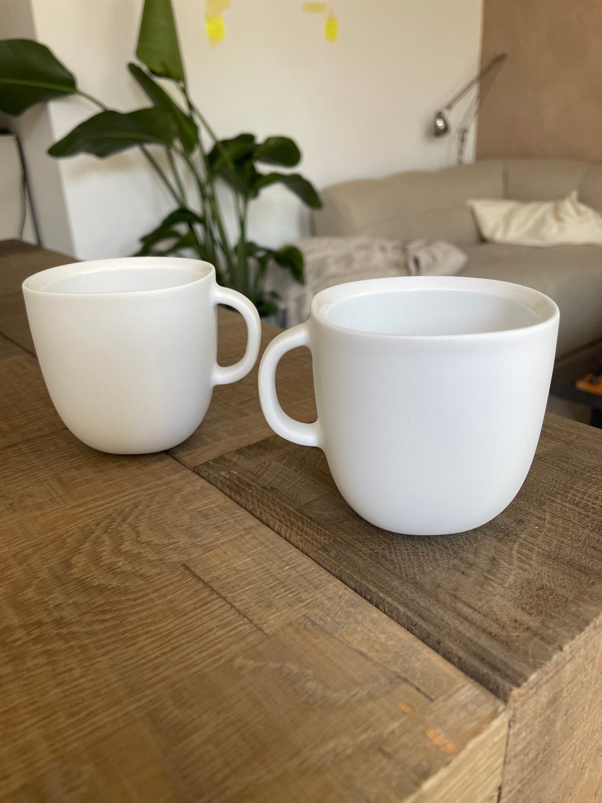 Twee Nespresso Lungo kopjes - Wit, Ophalen, Gebruikt, Overige merken, Kop(pen) en/of Schotel(s)