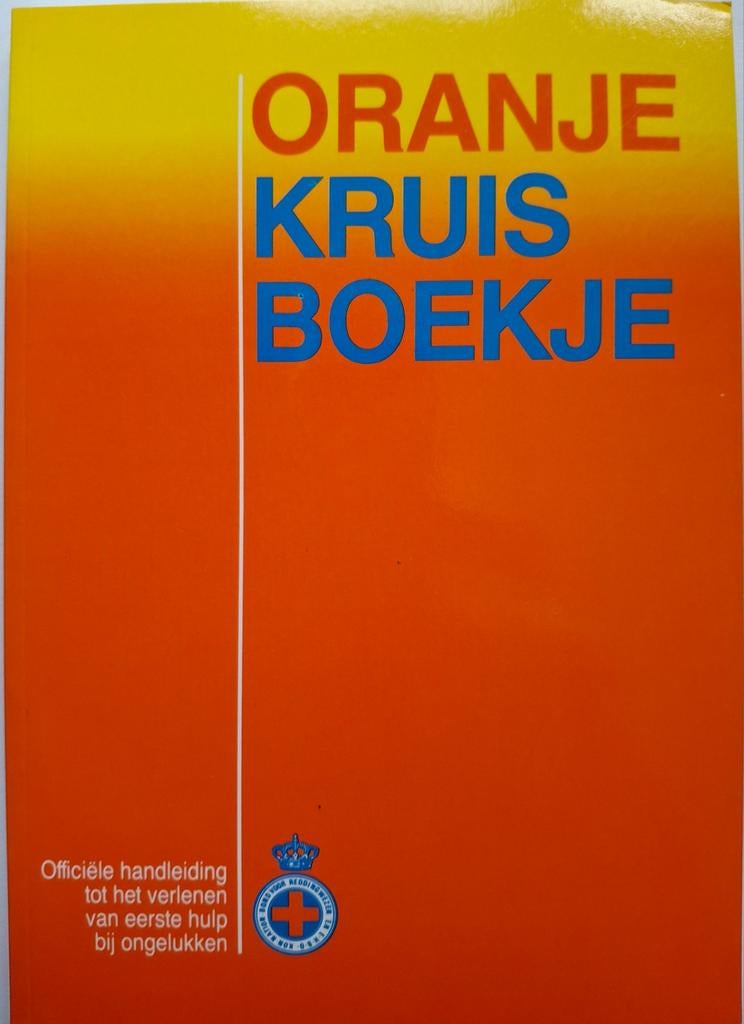 Oranje Kruis Boekje - Cursus EHBO, Gelezen, Niet van toepassing, Ophalen of Verzenden, Oranje Kruis