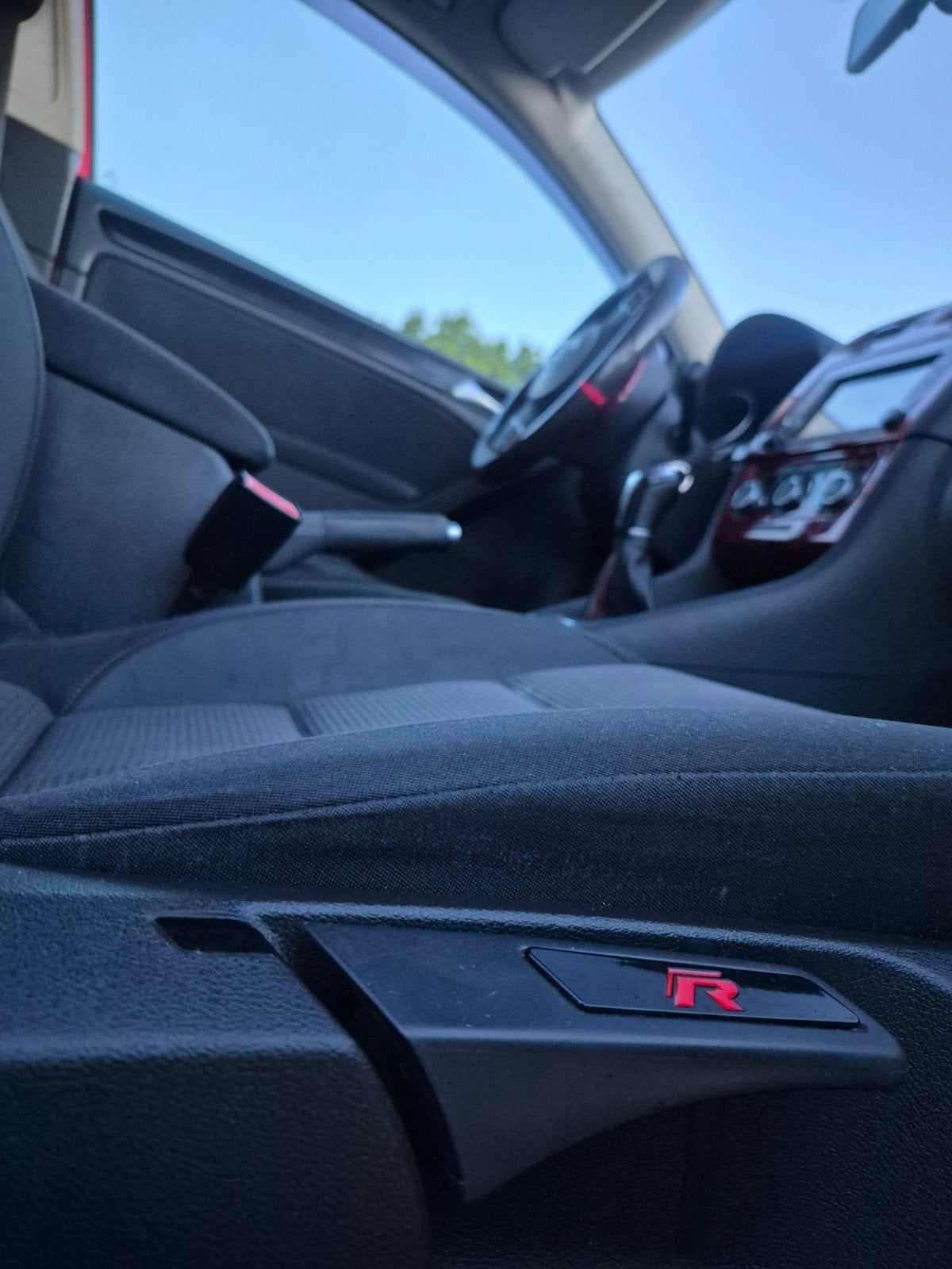 Foto 7 van Volkswagen Golf 1.4 R-PAKKET Sub&speakers MAXTON