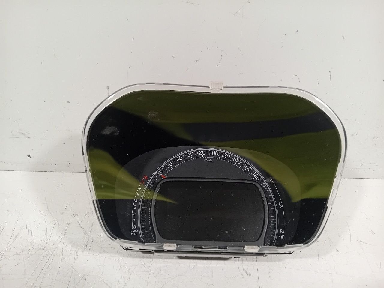 Cockpit Toyota Aygo, Onderdelen@venauto.nl, Van der Ven Autorecycling B.V., Gebruikt, Ettenseweg 76, 4706 PB Roosendaal, The Netherlands