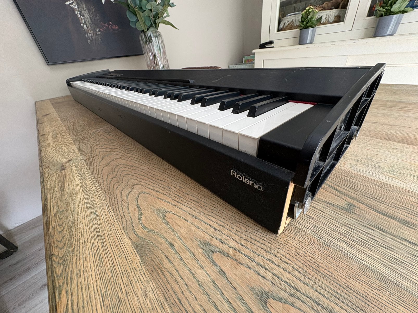 Roland F110 digitale piano met ingebouwde speakers, Ophalen, Gebruikt, Zwart, Digitaal