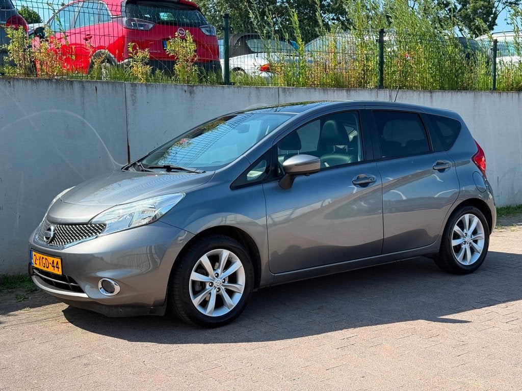 Nissan Note 1.2 DIG-S Tekna/AUTOMAAT/PANO/HALF LEDER/CLIMA/N, Auto's, Nissan, Euro 5, Gebruikt, Zwart, 1045 kg