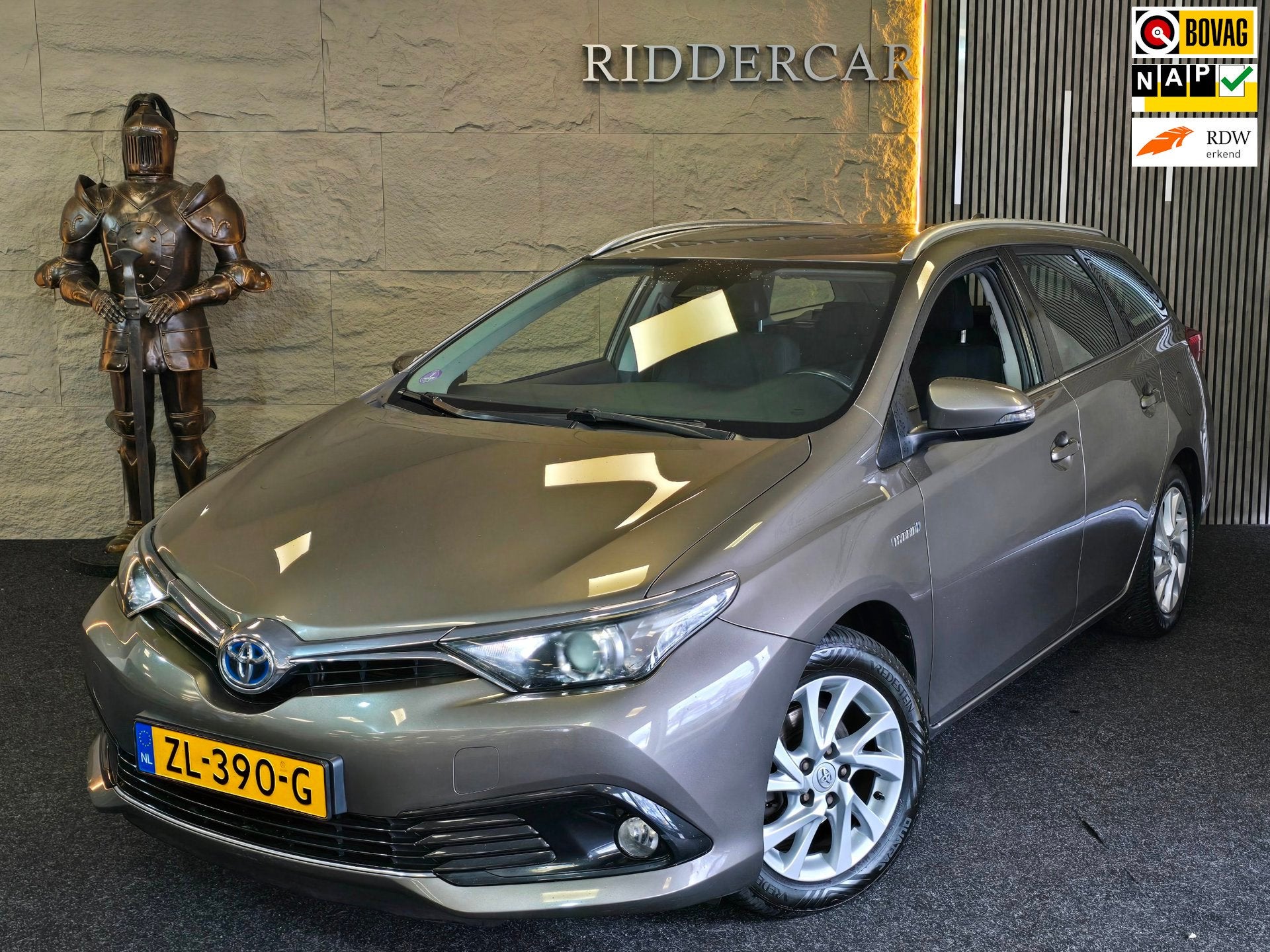 Toyota Auris Touring Sports 1.8 Hybrid Active|GARANTIE|NAP|C, Auto's, Toyota, Gebruikt, Euro 6, Te koop, 66 €/maand