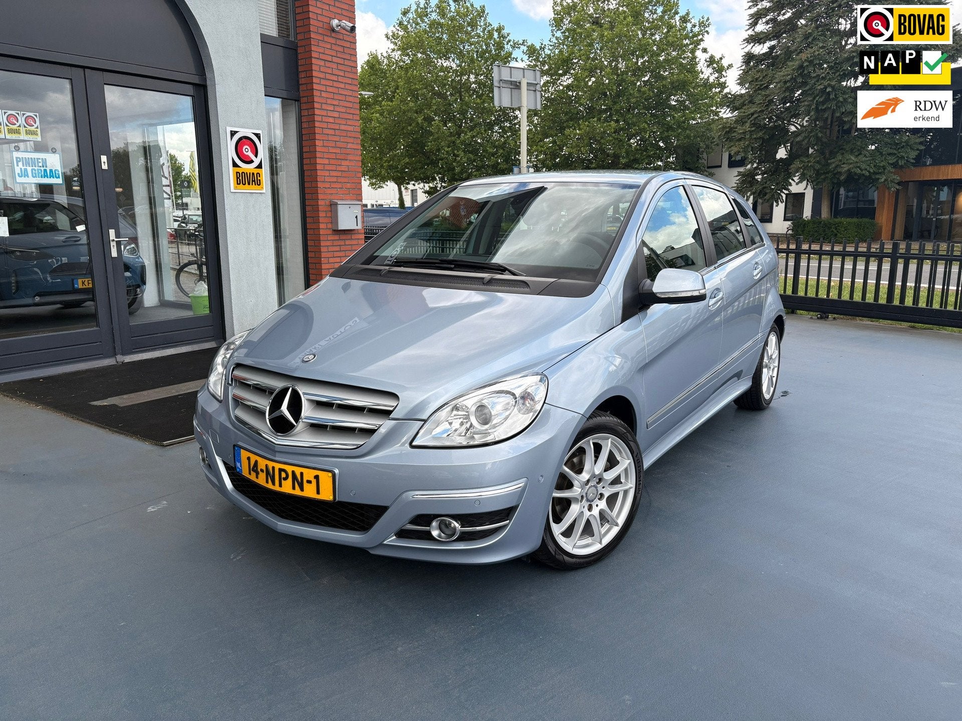 Mercedes-Benz B-klasse 180 Business Class AUTOMAAT AIRCO, Auto's, Euro 5, Gebruikt, 4 cilinders, Blauw