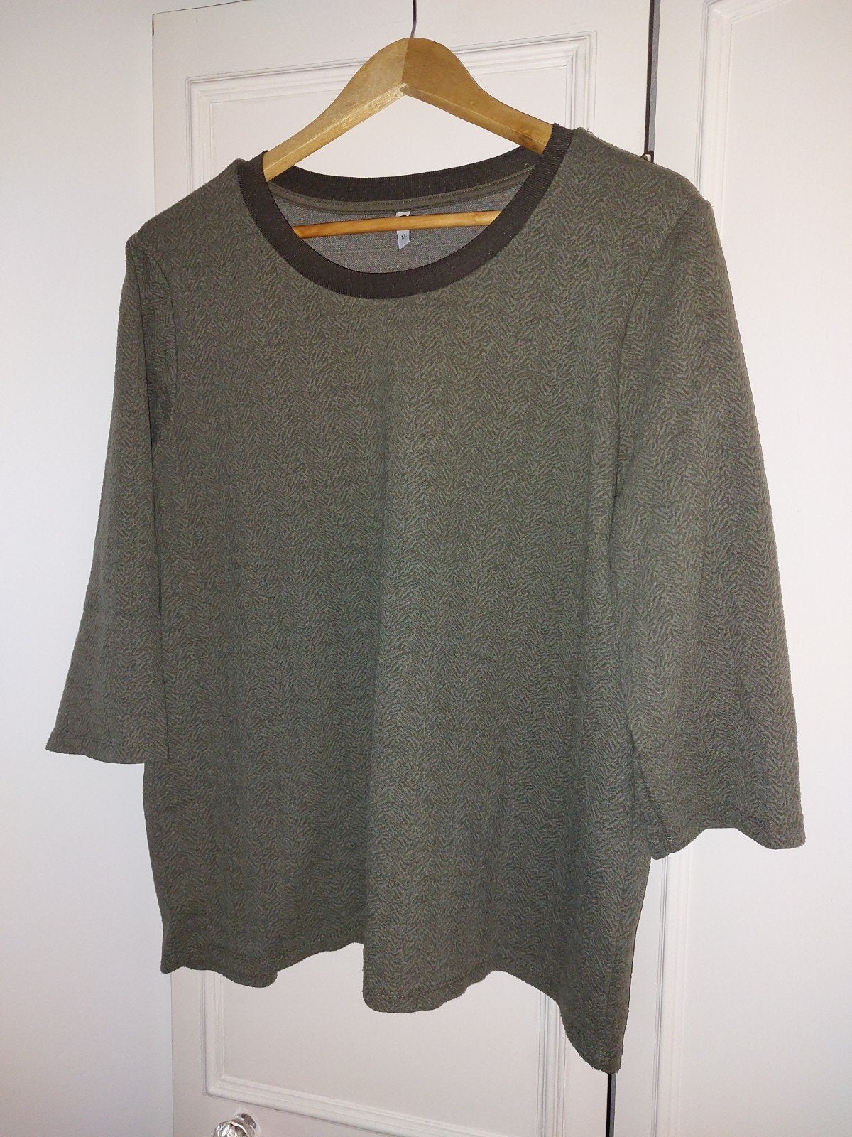 sweater, Maat 42/44 (L), Ophalen of Verzenden, Zo goed als nieuw, Hema