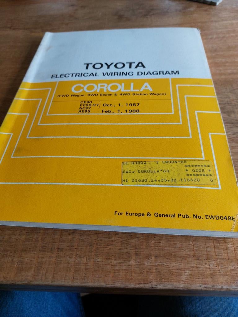 ELECTRICAL WIRING DIAGRAM TOYOTA COROLLA AE92 AE95 EE90 CE90, Ophalen of Verzenden