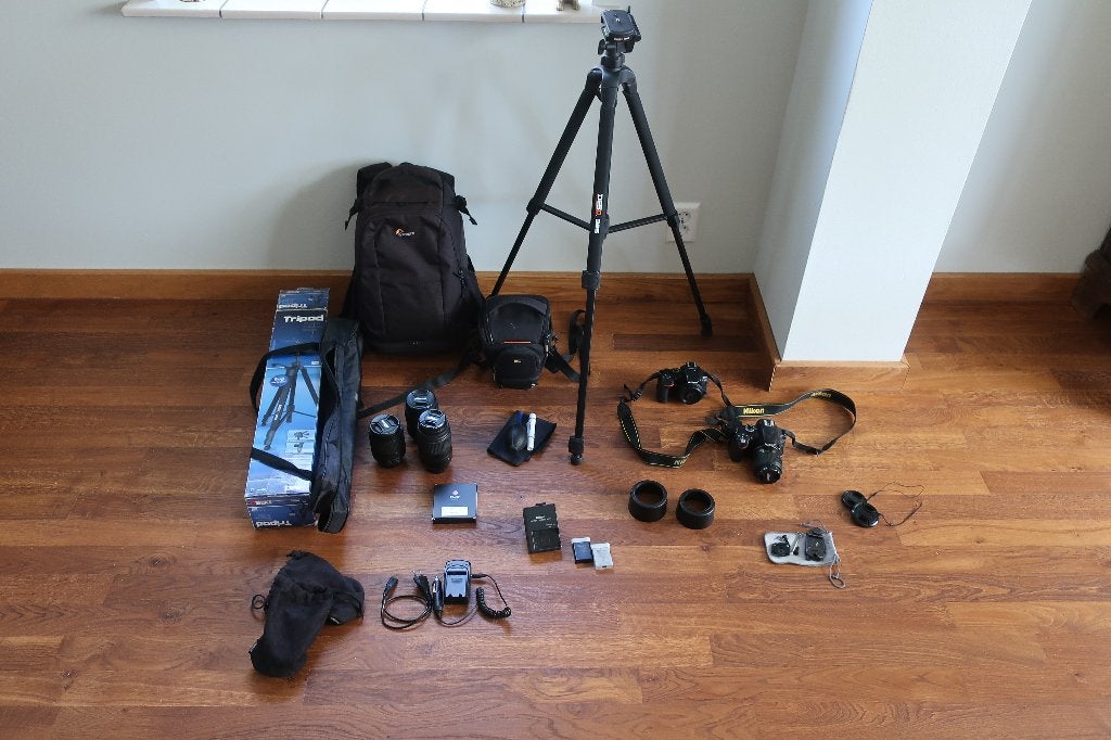 nikon zeer compleet set met 2 boddy's, Ophalen of Verzenden, Gebruikt, Compact, Overige Merken