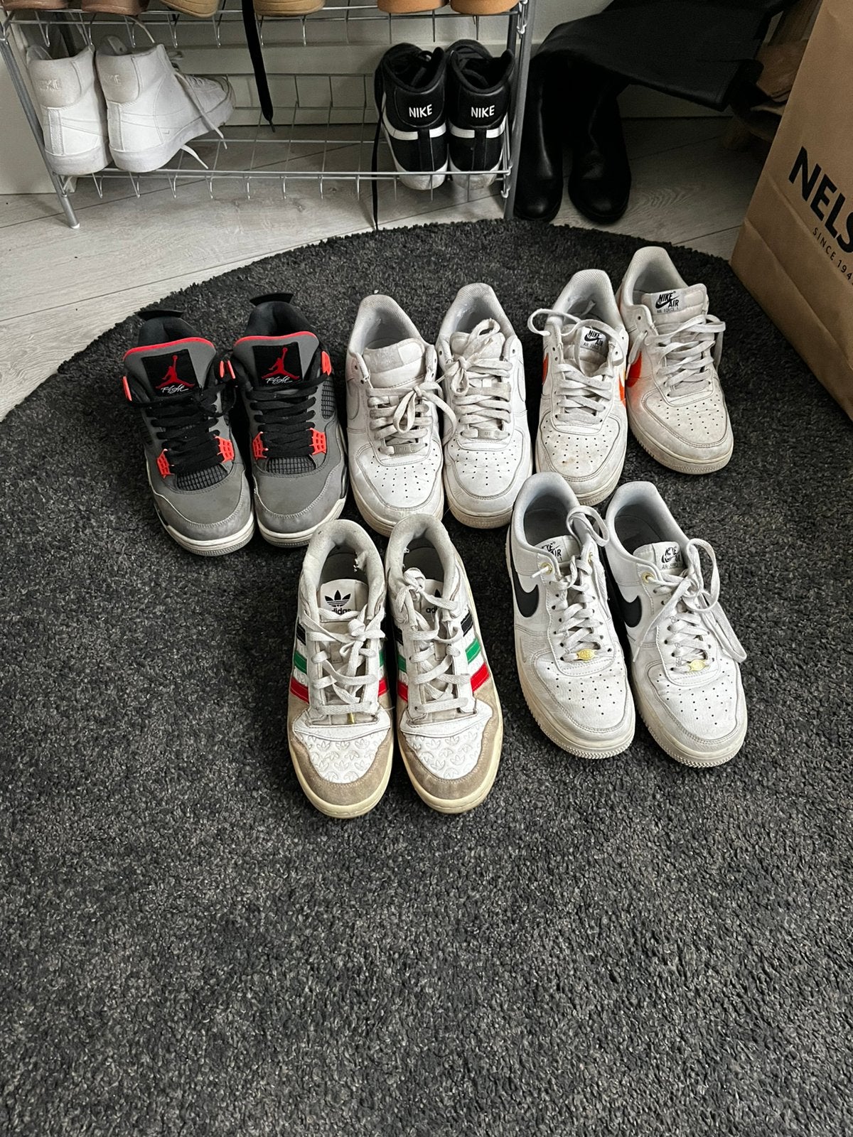 Diverse sneakers: Nike, Adidas, Jordan - Verschillende maten, Kleding | Heren, Schoenen, Ophalen of Verzenden, Gedragen, Overige kleuren