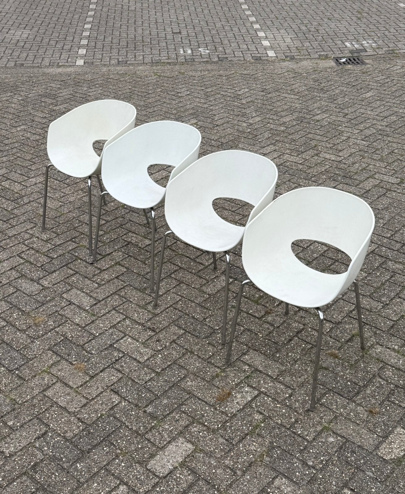 Orbit Large design stoelen, Huis en Inrichting, Ophalen, Zo goed als nieuw, Wit, Kunststof