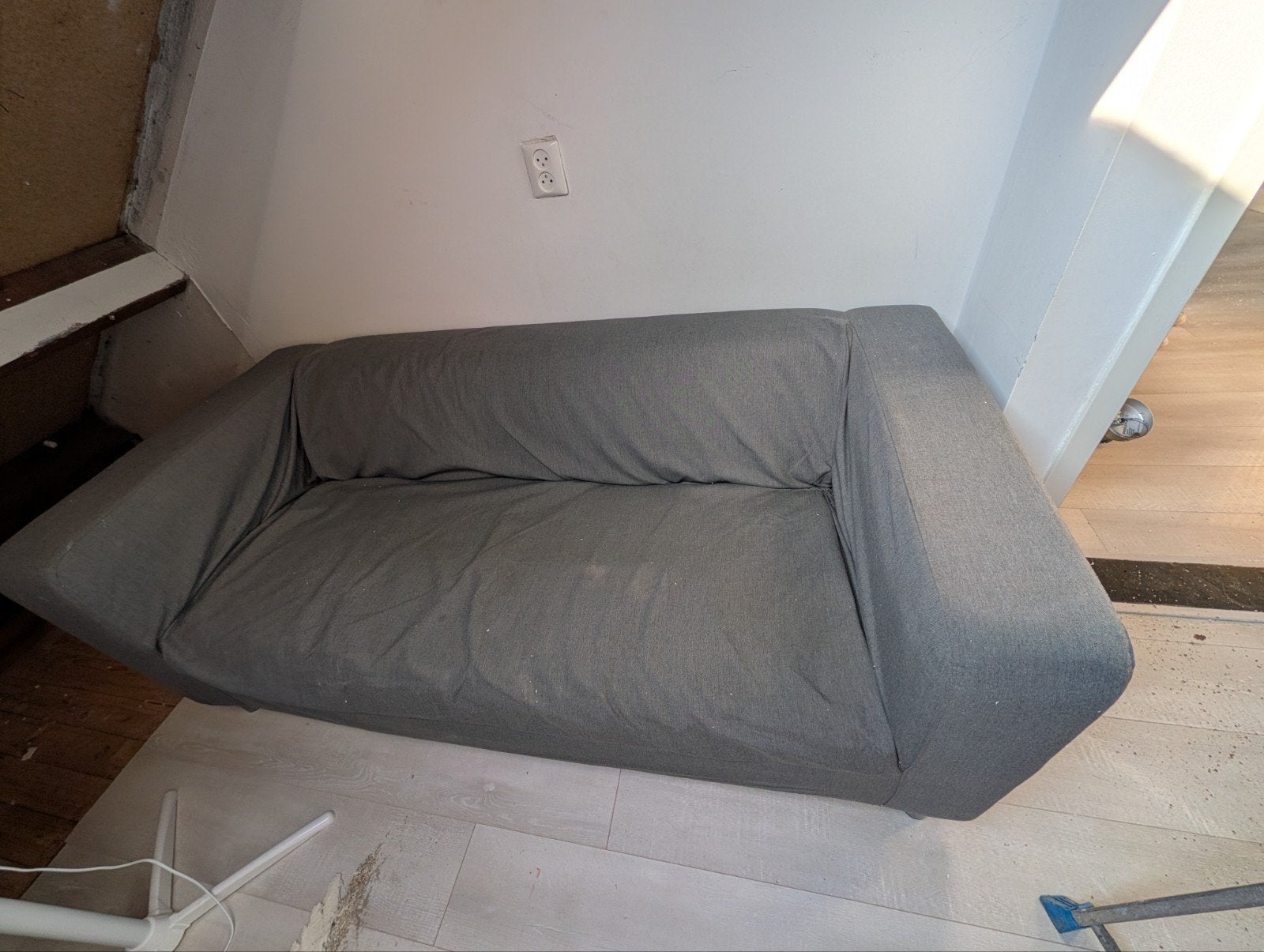 GRATIS! grijze tweezitsbank 180 cm breed, Ophalen, Gebruikt, 150 tot 200 cm, Tweepersoons