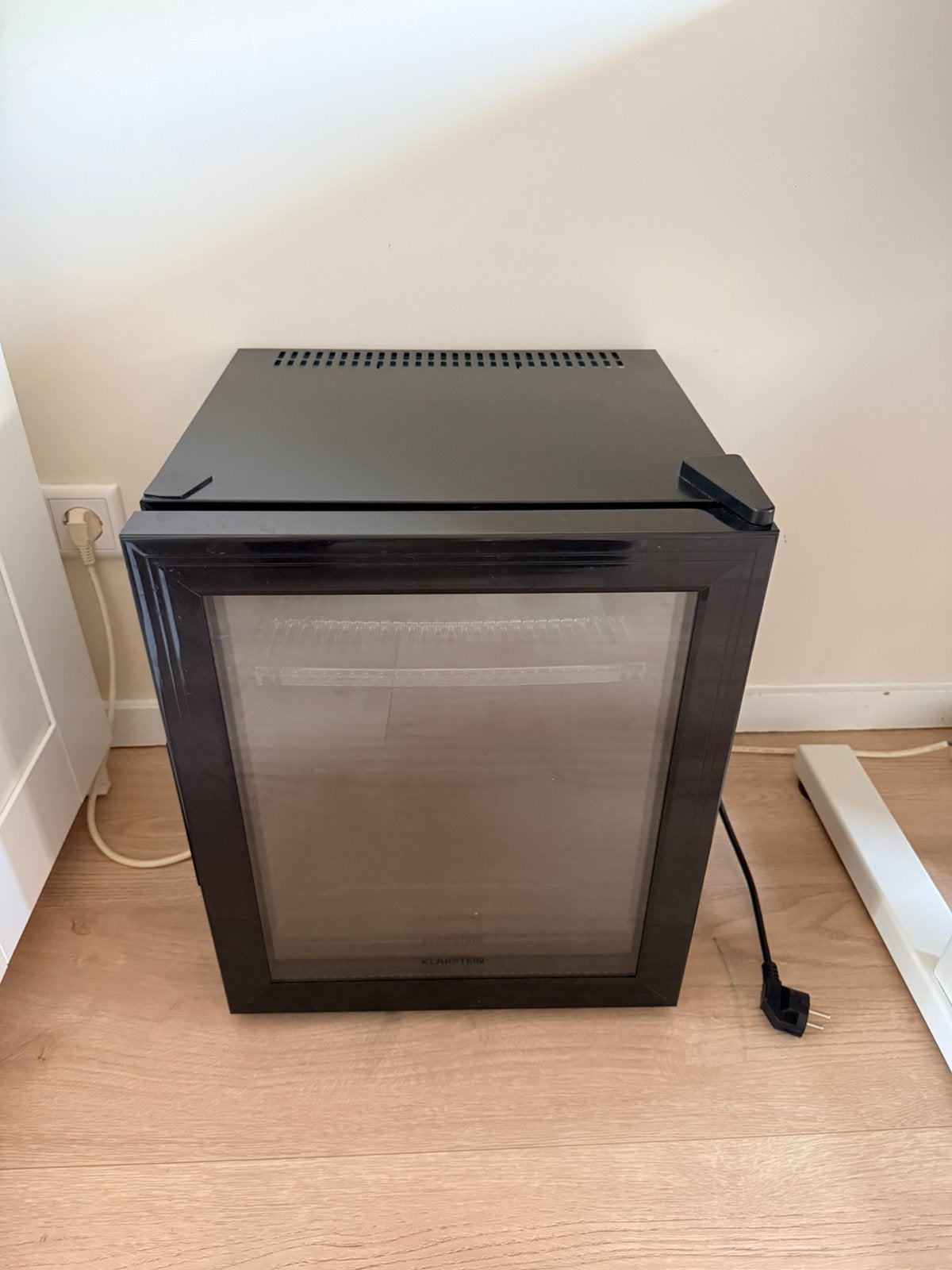 Klarstein Mini Koelkast 23L – Zwart, Witgoed en Apparatuur, Koelkasten en IJskasten, Ophalen, Zonder vriesvak, Minder dan 85 cm