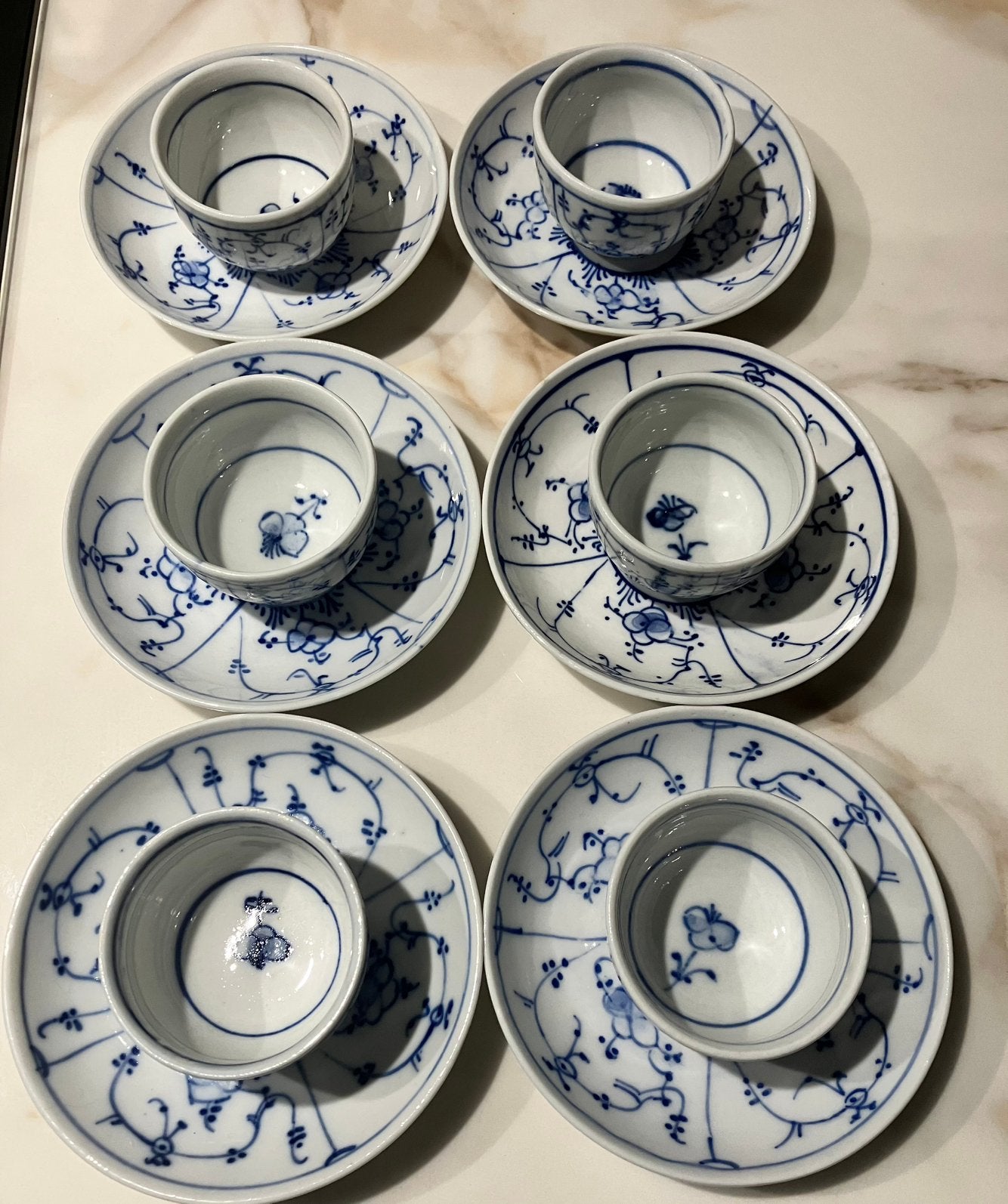 Zes antieke Thuringen Strohblume kopjes met schotels, Antiek en Kunst, Ophalen