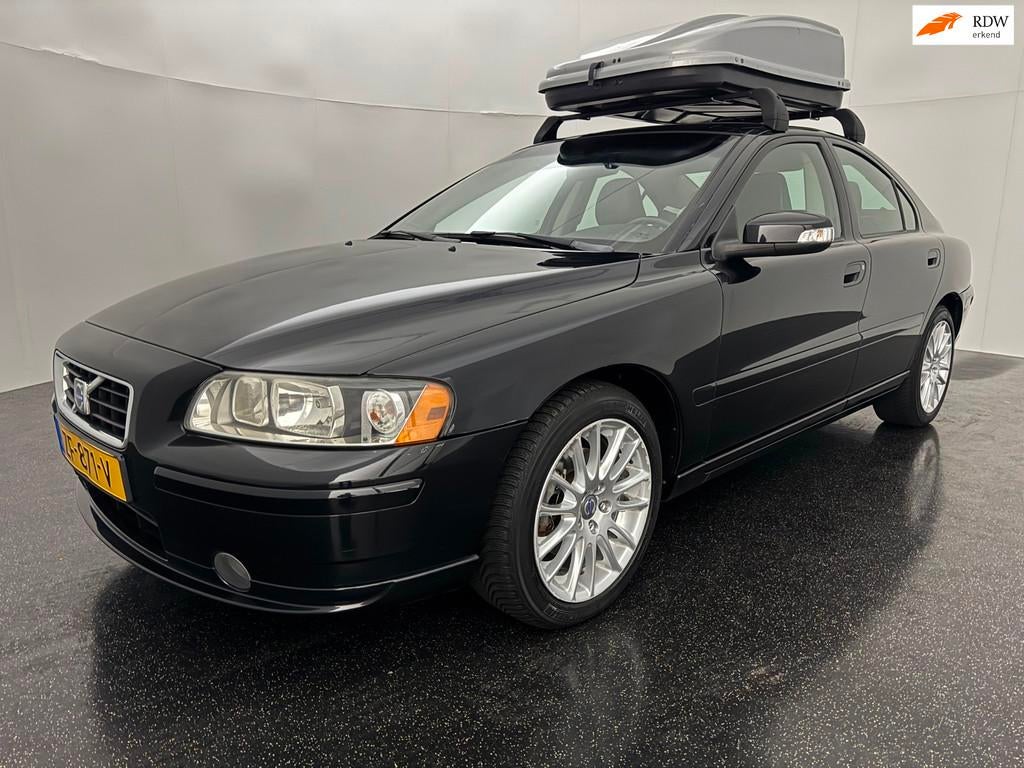 Volvo S60 2.4D AUT, Gebruikt, Zwart, Bedrijf, Diesel