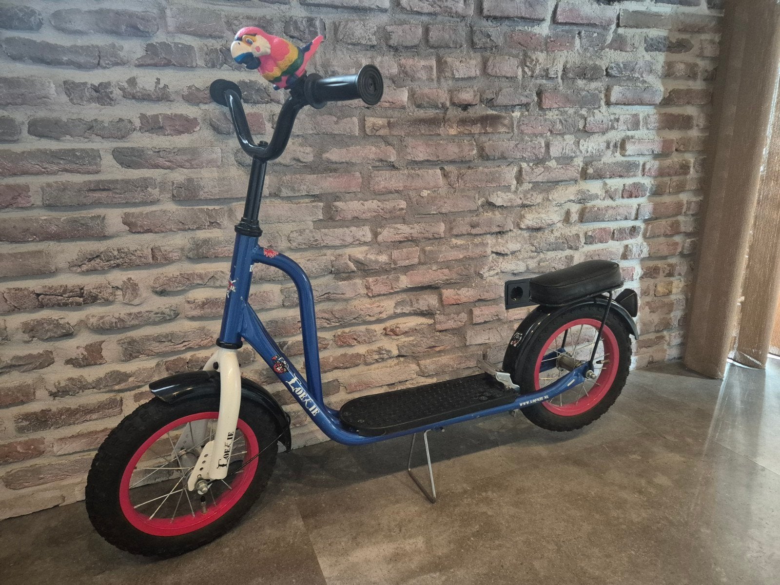 Loekie kinderstep, Fietsen en Brommers, Fietsen | Kinderfietsjes, Ophalen, Gebruikt, Minder dan 16 inch, Loekie