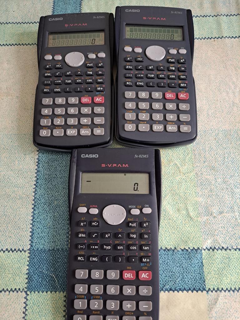 3 Texas instruments TL-83 rekenmachines., Ophalen of Verzenden, Zo goed als nieuw