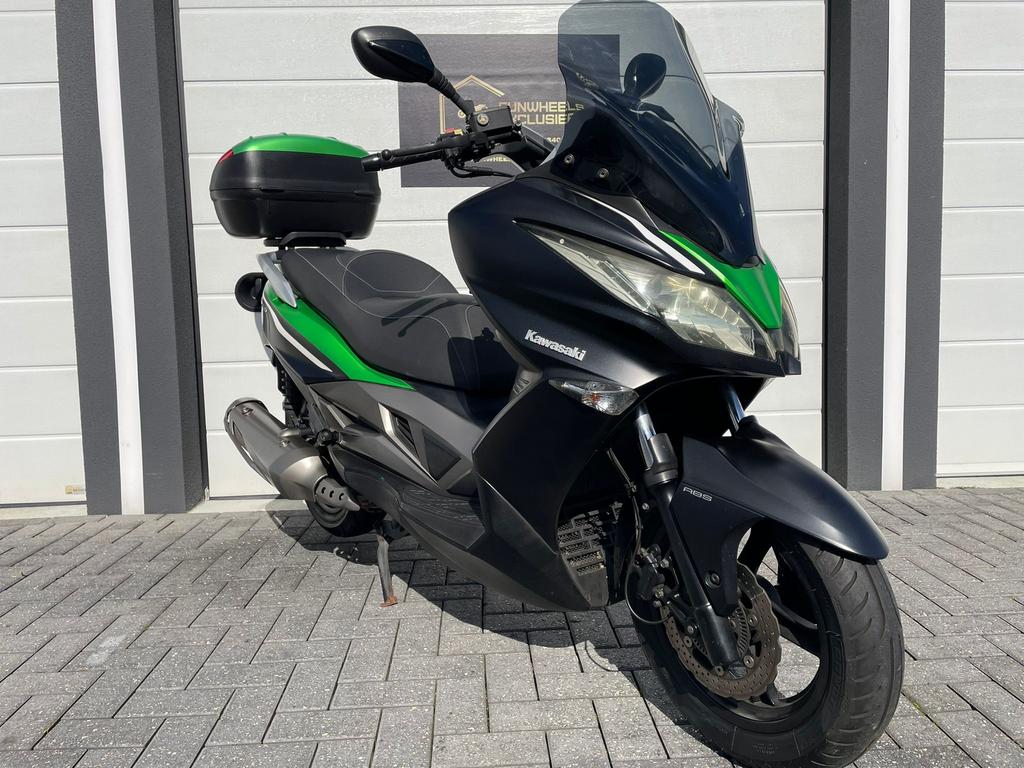 Kawasaki J300 ABS 2014 Motorscooter A2, 299 cc, Occasion, Bedrijf, Minimaal motorrijbewijs A2