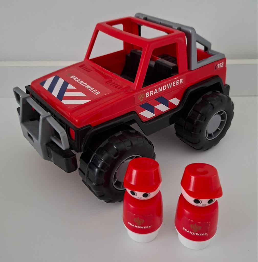 Brandweer jeep met passagiers, Ophalen of Verzenden, Zo goed als nieuw