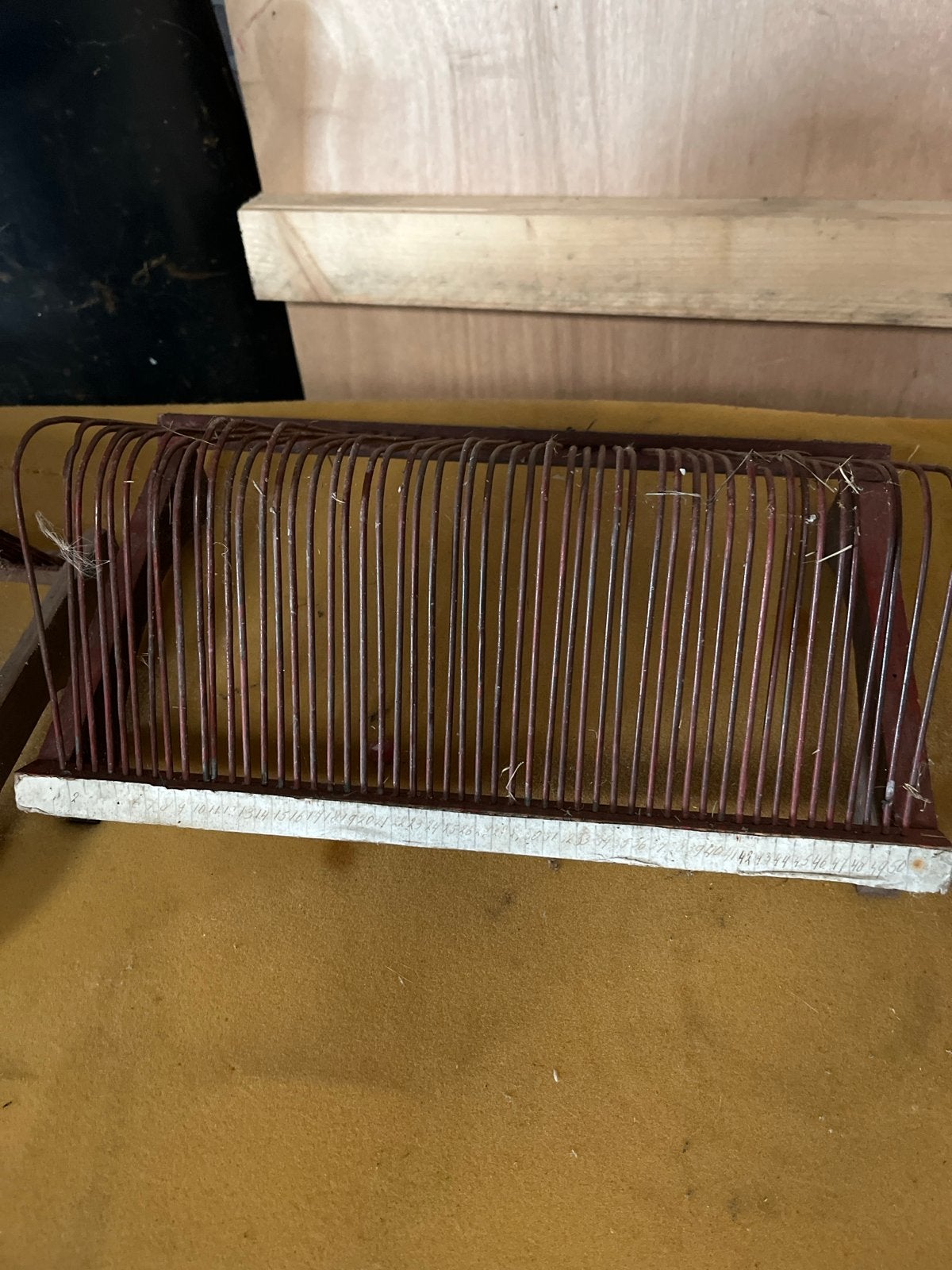 Vintage metalen platen/singels rekje, Antiek en Kunst, Ophalen of Verzenden