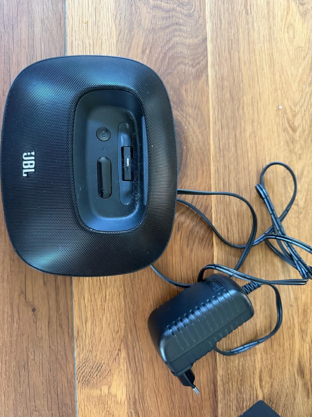 Jbl speaker met lightning telefoonhouder, Audio, Tv en Foto, Mp3-spelers | Accessoires | Apple iPod, Ophalen, Zo goed als nieuw