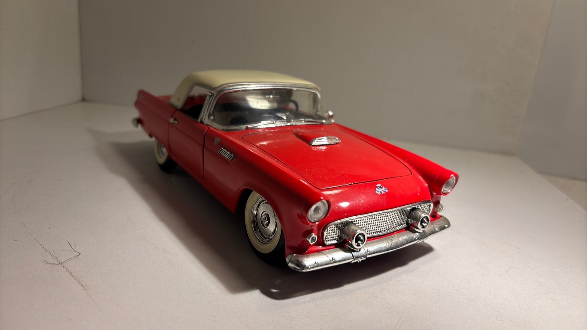 Ford thunderbrid road fought 1.18, Hobby en Vrije tijd, Overige merken, Ophalen of Verzenden, A, A