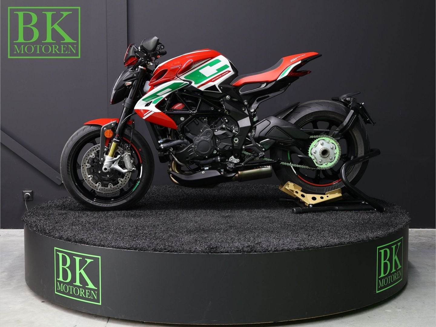 *VERKOCHT* MV AGUSTA DRAGSTER 800 RC SCS | BTW Motor, Motoren, Motoren | MV Agusta, Motorrijbewijs A, Bedrijf, Meer dan 35 kW