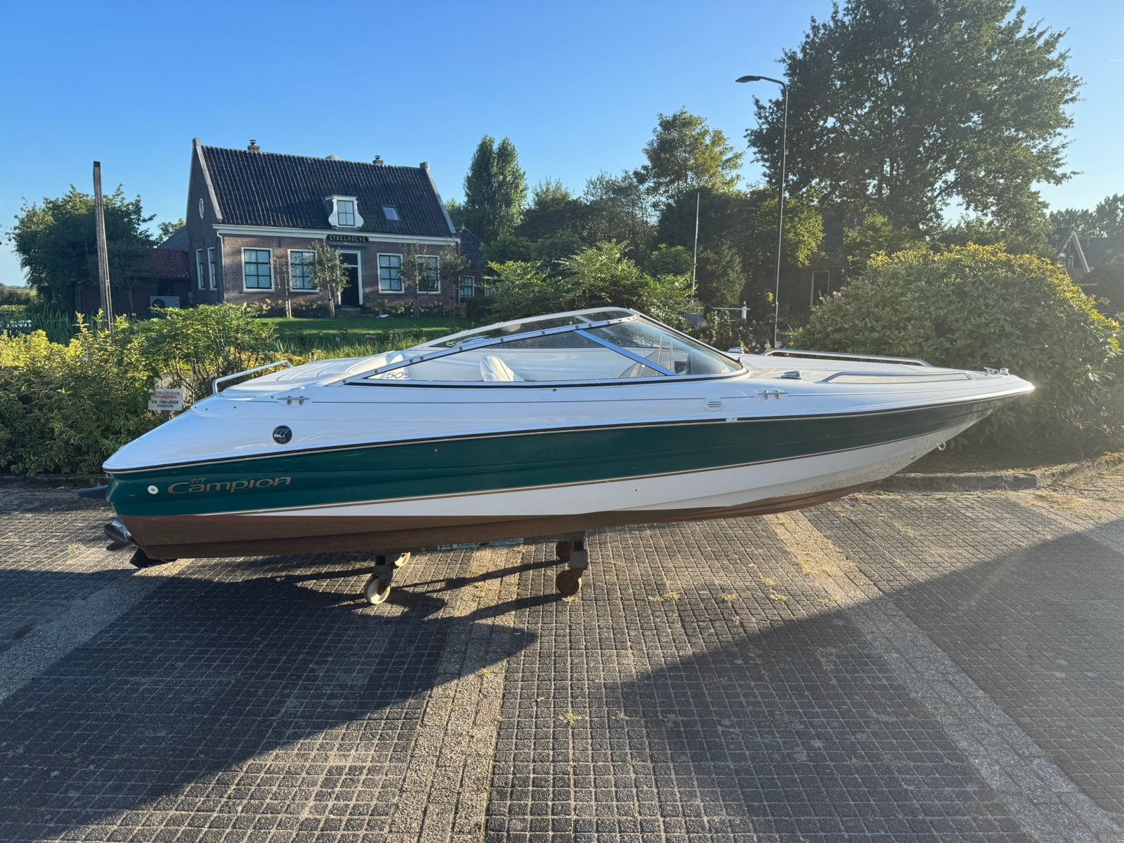 Prachtige Campion 505 Allante | 3.0L mercruiser/ 241 uur., Ophalen, Binnenboordmotor, Elektrische start, 120 tot 200 pk