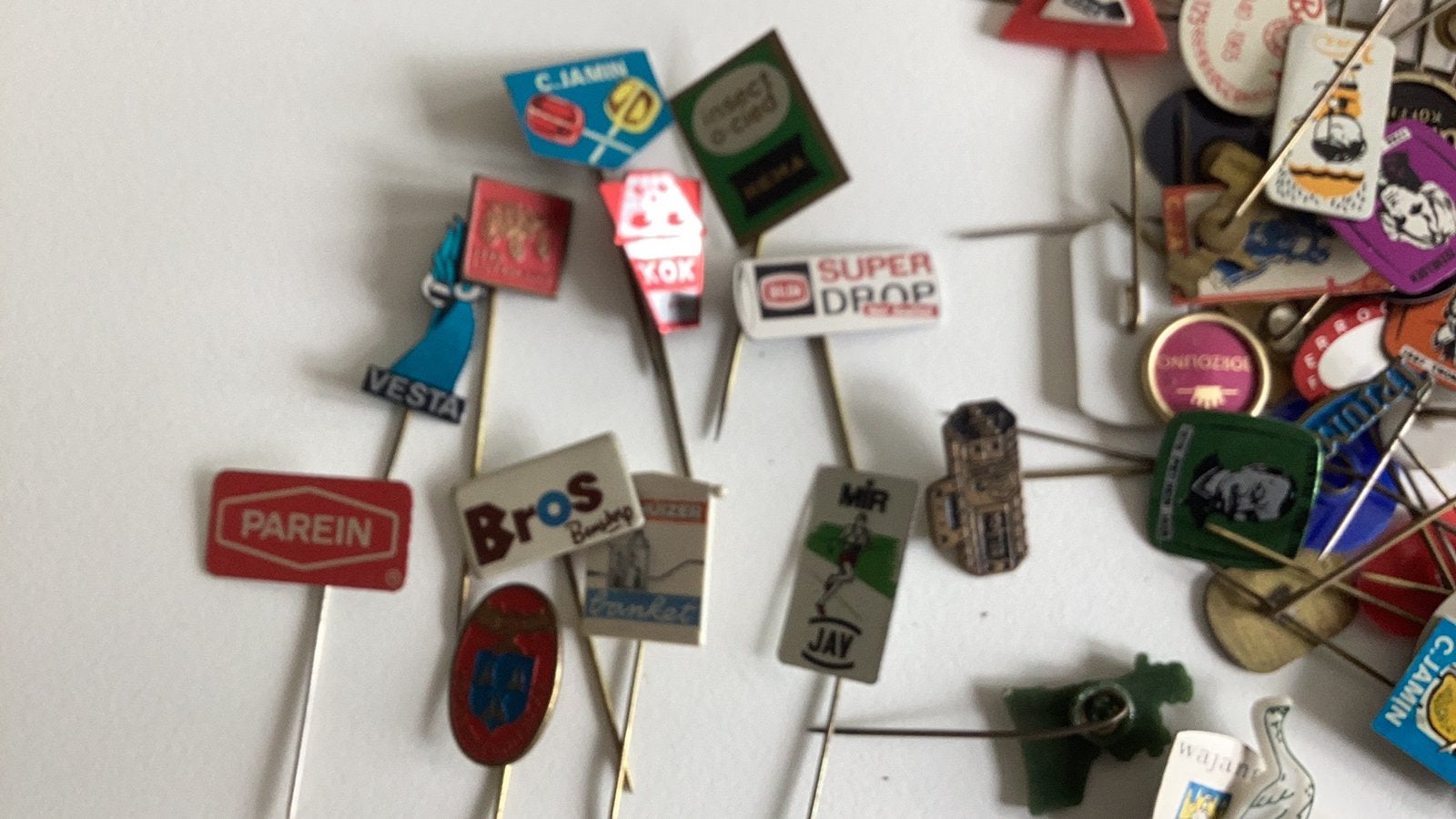 Speldjes, Verzamelen, Ophalen, Gebruikt, Merk, Speldje of Pin