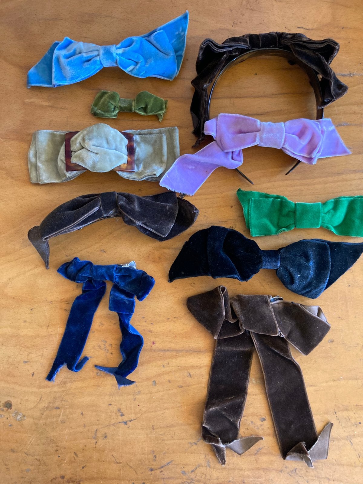 Gratis vintage collectie haarclips, strikken en riempjes, Kleding | Dames, Overige Dameskleding, Ophalen of Verzenden, Gedragen