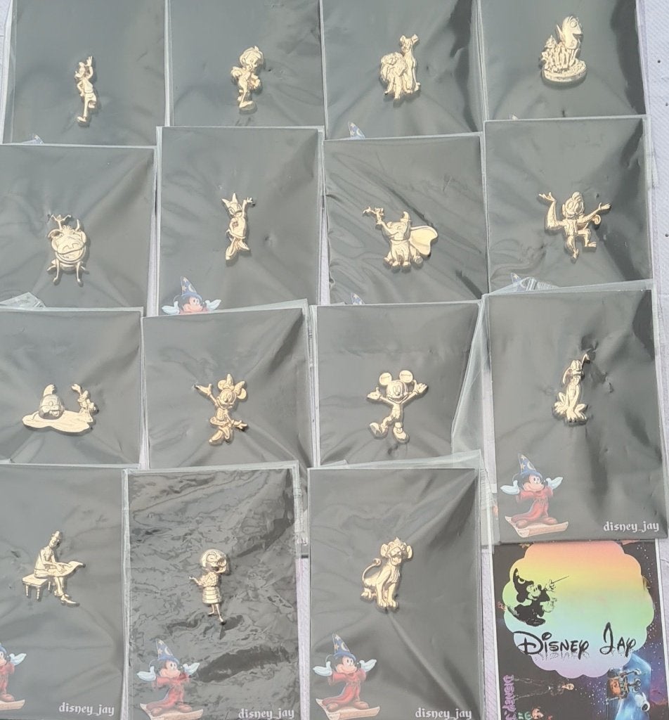 Disney pins WDW Golden Statue serie A, Verzamelen, Ophalen of Verzenden, Zo goed als nieuw, Figuurtje, Speldje of Pin