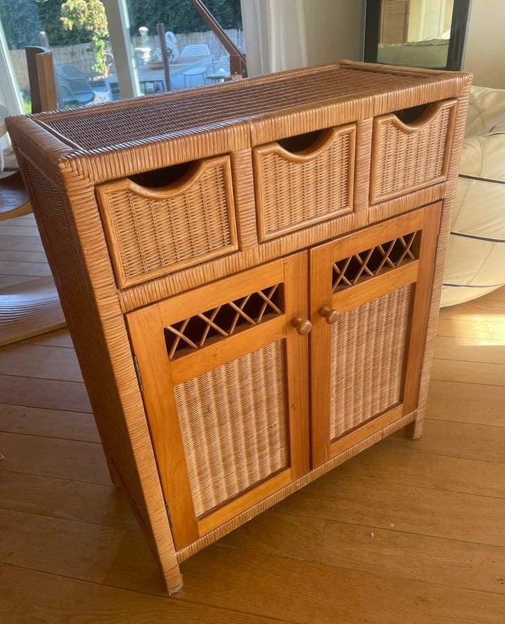 Prachtig vintage kastje in retro bohemian stijl, Huis en Inrichting, Kasten | Ladekasten, Zo goed als nieuw, Minder dan 100 cm