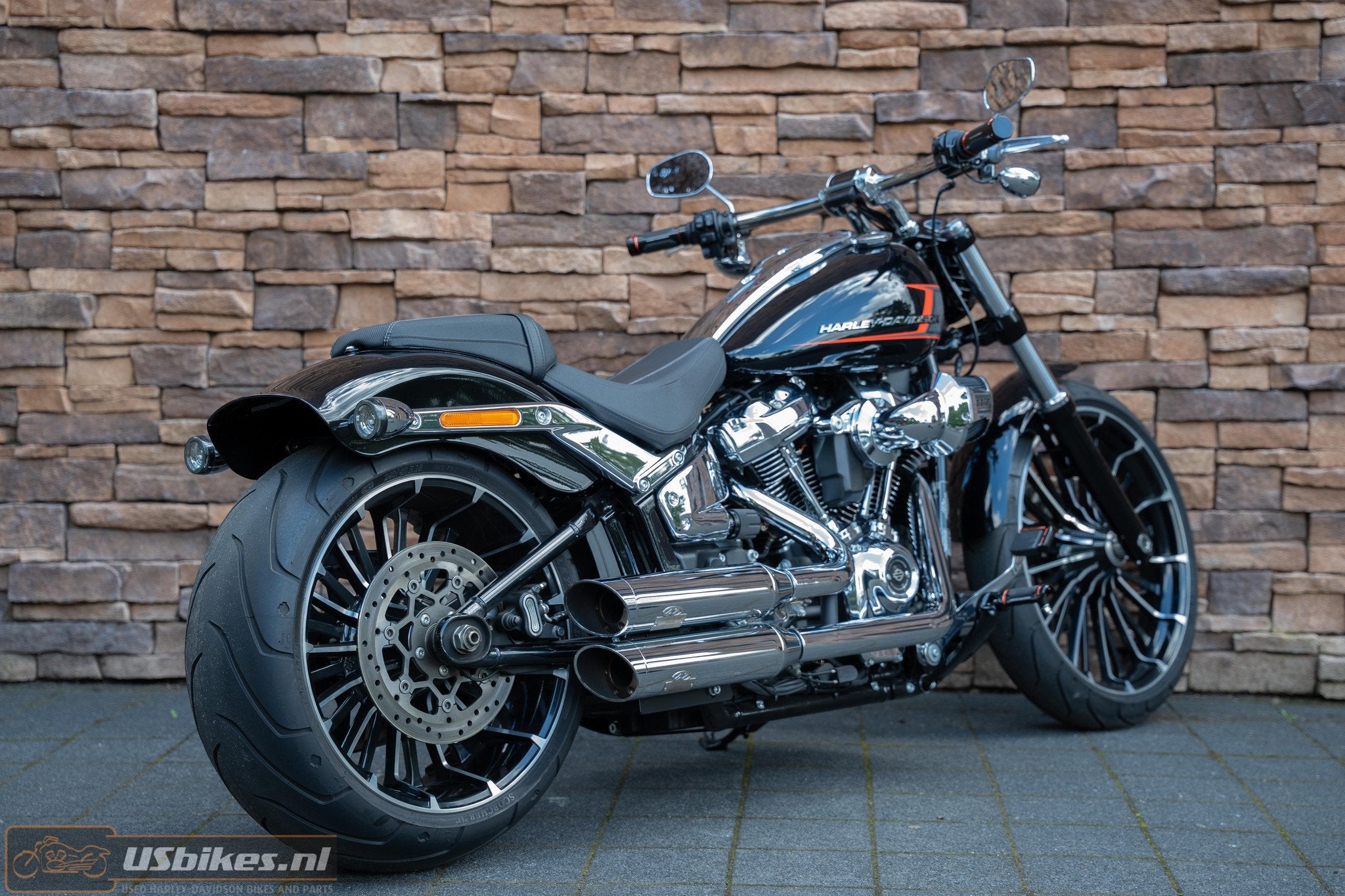 Harley-Davidson FXBR Breakout 117 M8 BTW-motor (bj 2023), Motoren, Motoren | Harley-Davidson, Info@harley-davidson.com, Chopper