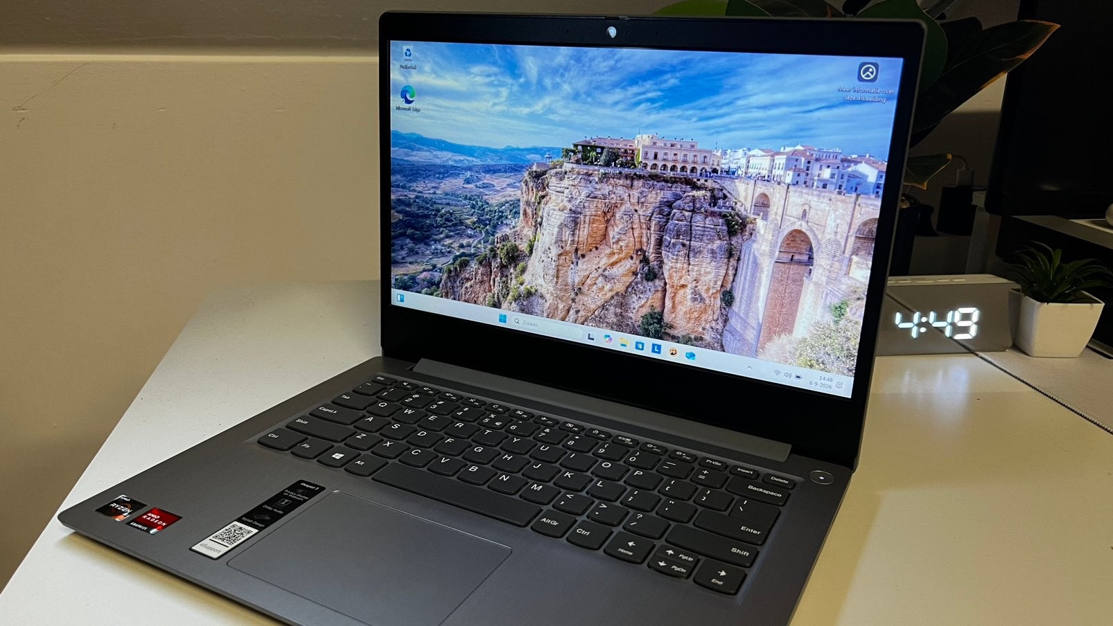 Laptop Lenovo Ideapad 3 / AMD Ryzen 3 + Radeon / 14ADA05, Computers en Software, Windows Laptops, Ophalen, Met videokaart, 2 tot 3 Ghz