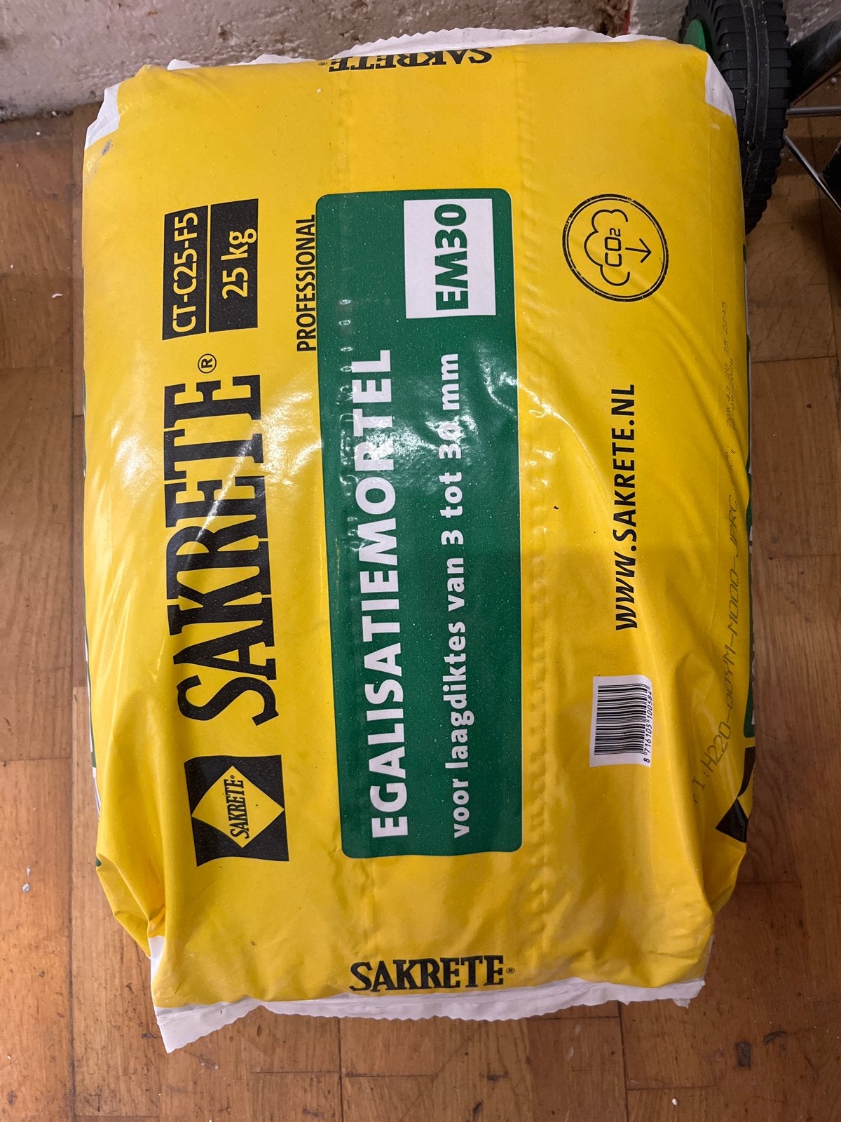 2 zakken Sakrete Egalisatiemortel EM30 - 25 kg, Ophalen, Nieuw