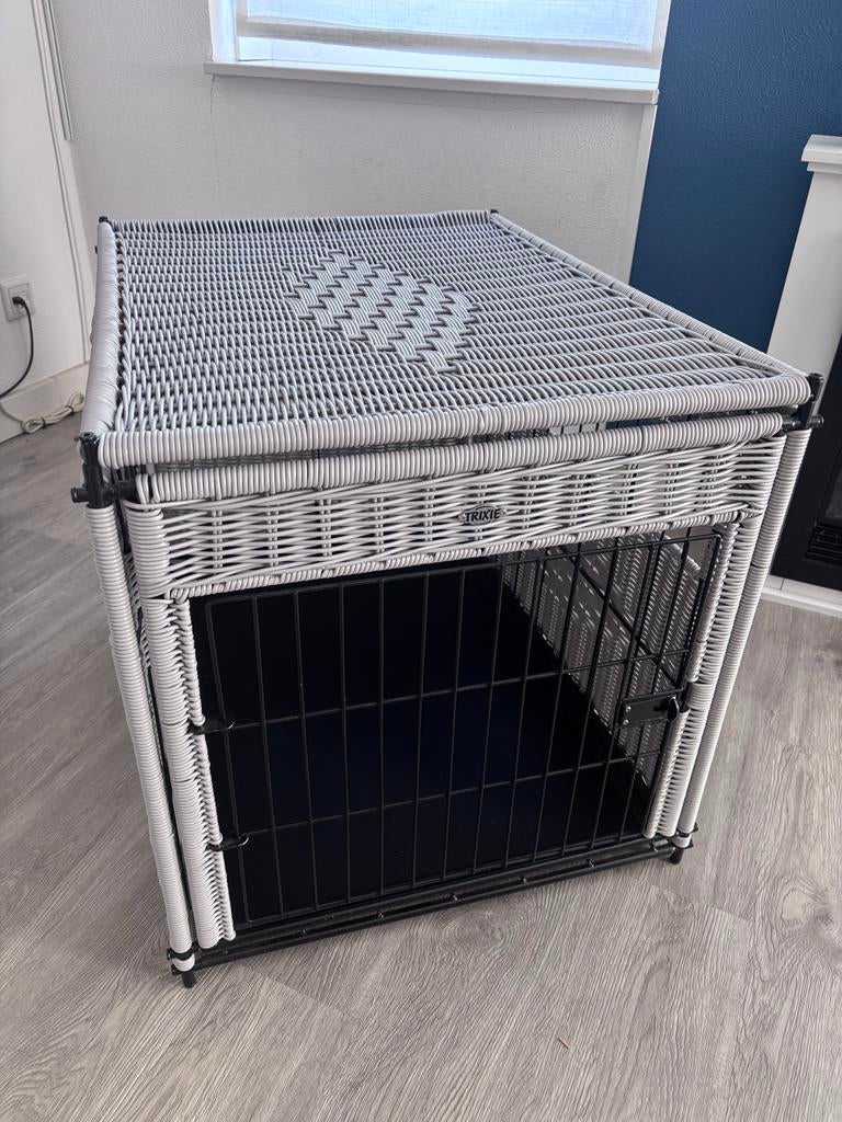 Trixie Hondenbench Polyrotan Lichtgrijs 58 x 77 x 60 cm, Ophalen, Zo goed als nieuw