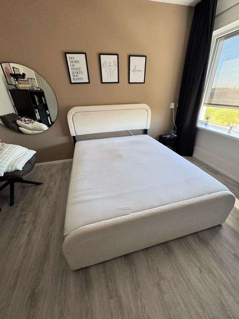 Sherpa Tweepersoonsbed 160x200cm met Lades, LED & USB, Ophalen, Wit, Tweepersoons, Zo goed als nieuw