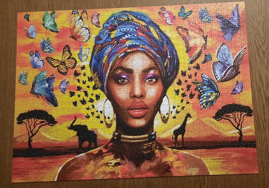 Puzzle: Vrouw met vlinders, Ophalen of Verzenden, 500 t/m 1500 stukjes, Zo goed als nieuw, Legpuzzel