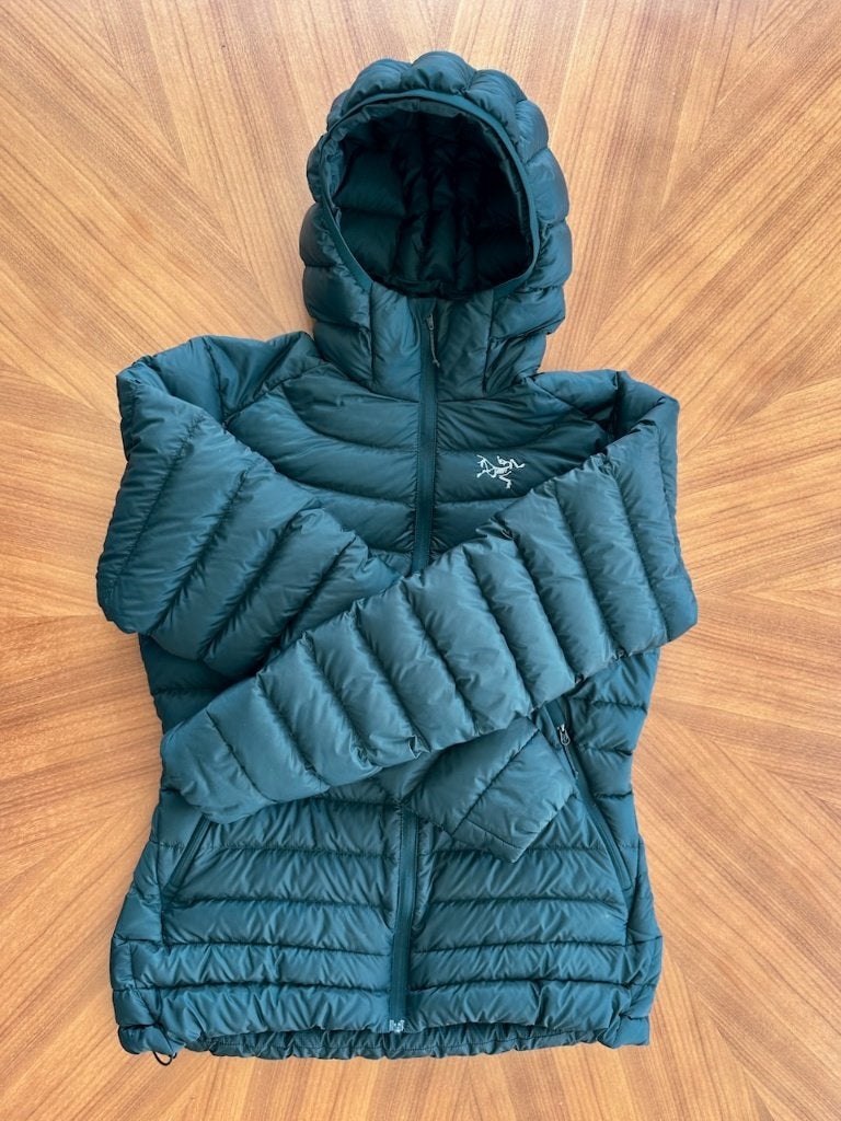 Arc'teryx Cerium LT Hoody Dames – Maat M – Labyrinth (267g), Kleding | Dames, Sportkleding, Maat 38/40 (M), Overige typen, Ophalen of Verzenden