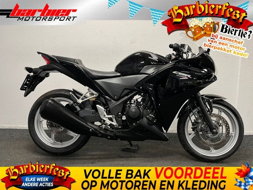 ⭐️⭐Honda CBR 250 R CBR250R (bj 2011)⭐️⭐, Motoren, 250 cc, Honda, Bedrijf, Onbekend