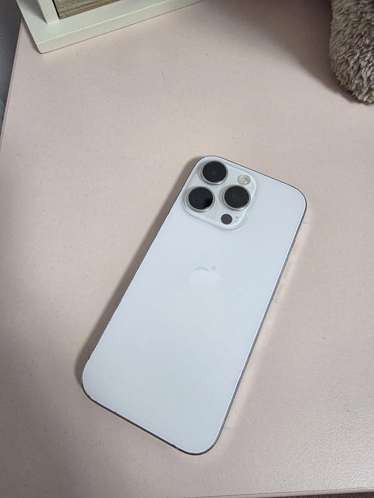 Iphone 16 Pro, Ophalen of Verzenden, Zo goed als nieuw, Wit, 256 GB