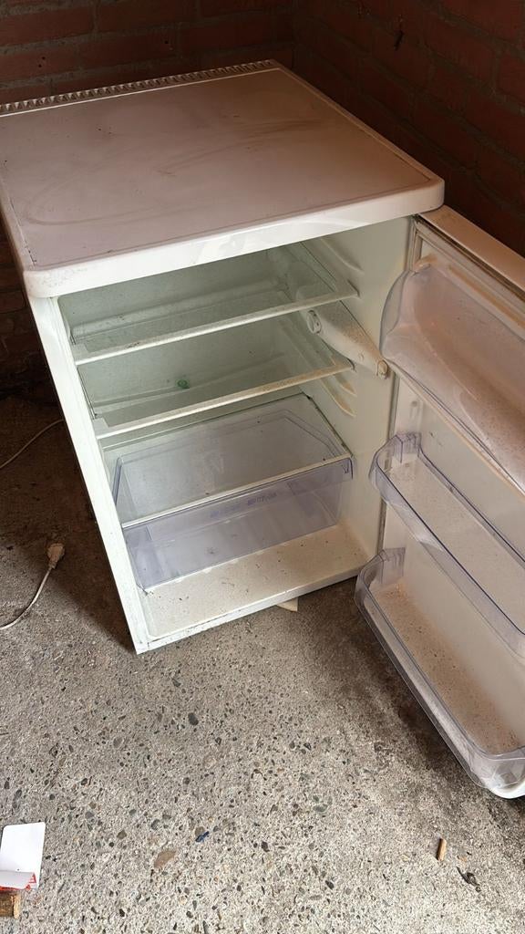 Zanussi koelkast tafelmodel., Witgoed en Apparatuur, 100 tot 150 liter, Ophalen, 85 tot 120 cm, Zonder vriesvak