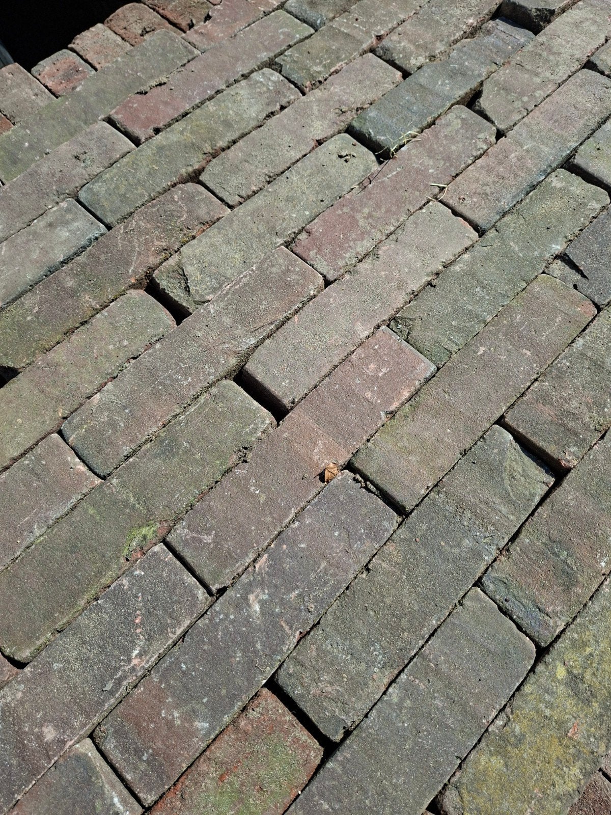 Gebakken waaltjes 30m2 op pallets, Ophalen, Gebruikt, Keramiek, Klinkers