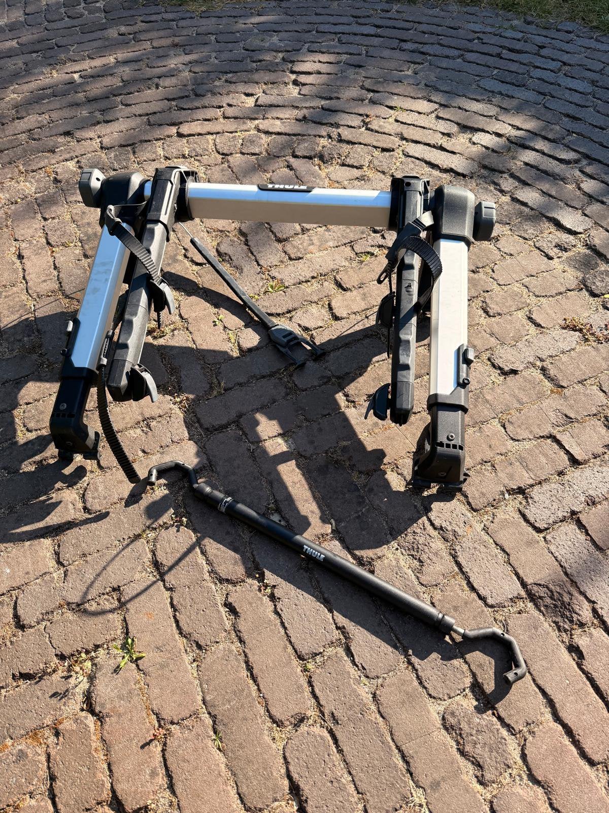 Thule outway hanging 2 (model 994), Auto diversen, Ophalen, Zo goed als nieuw, Achterklepdrager