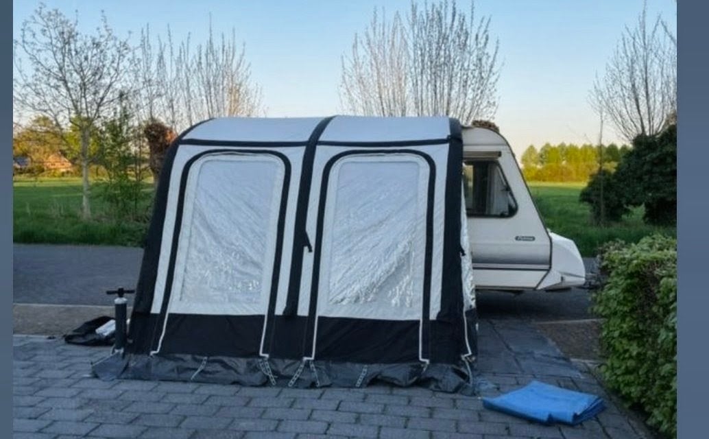 Starcamp (Dorema) Magnum Air Force 260  opblaasbare voortent, Ophalen