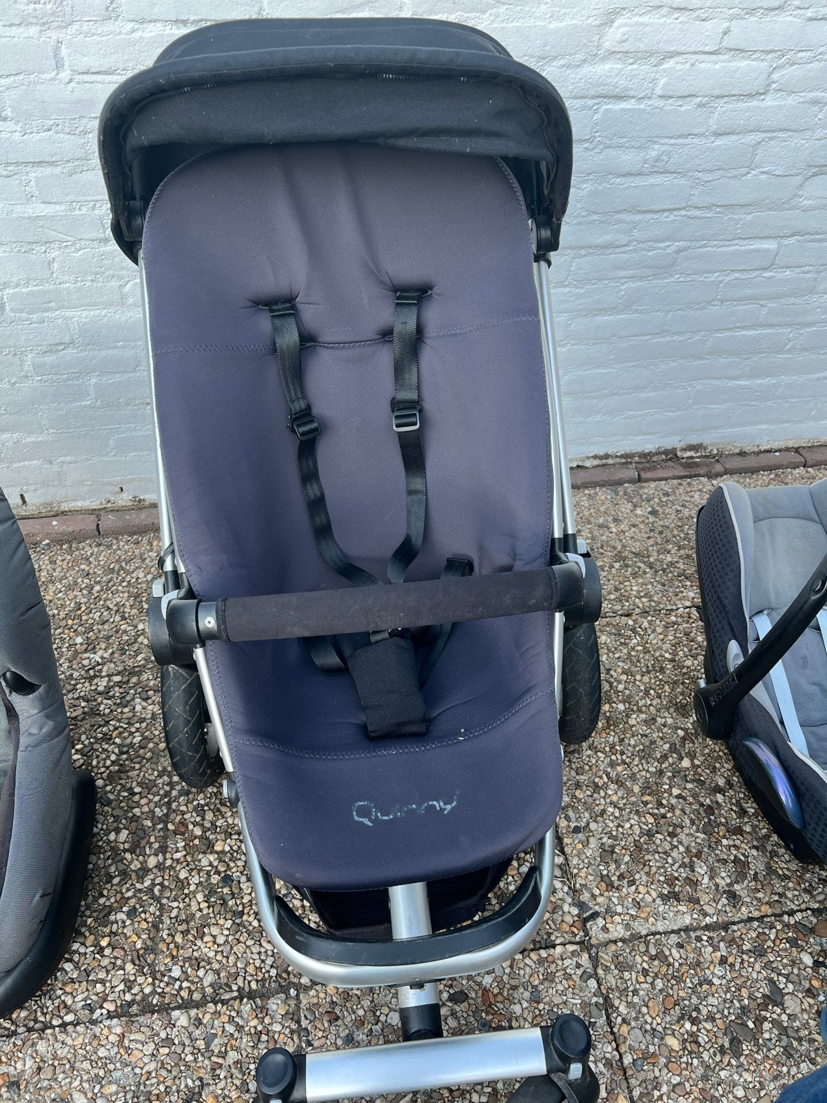 Quinny kinderwagen met twee Maxi-Cosi autostoeltjes, Ophalen, Gebruikt, Quinny, Verstelbare rugleuning