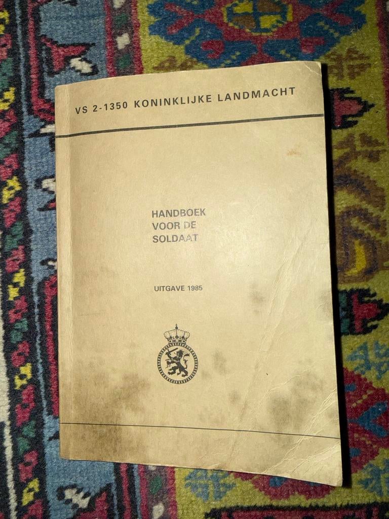 Handboek voor de Soldaat - Koninklijke Landmacht, Gelezen, Ophalen of Verzenden, Landmacht, 1945 tot heden