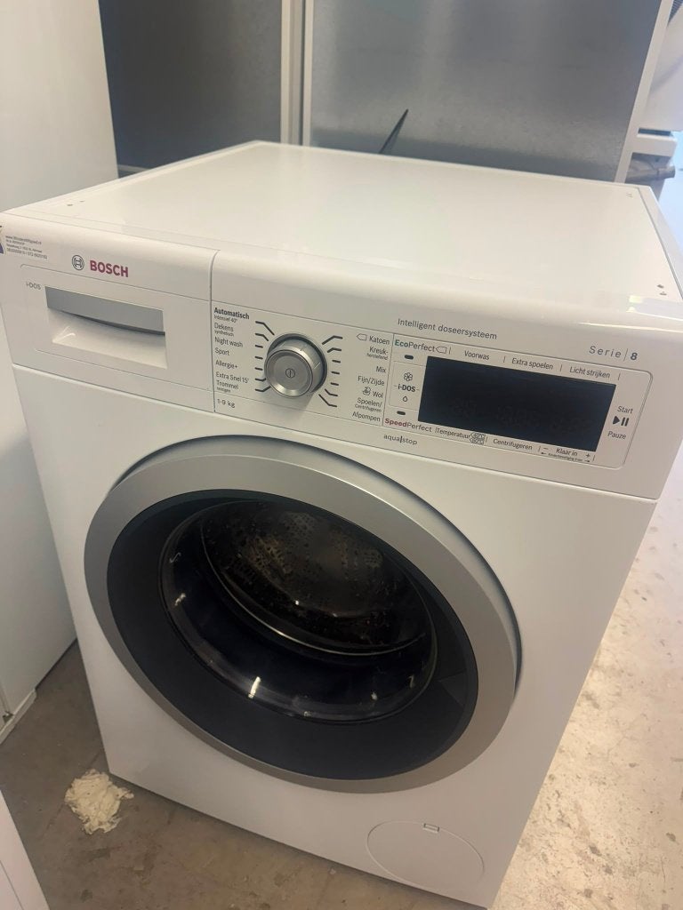Bosch Serie 8 met idos 1 jaar garantie!, 1200 tot 1600 toeren, Gebruikt, 8 tot 10 kg, Ophalen of Verzenden