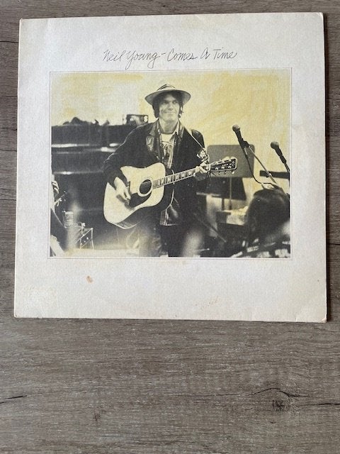 LP Neil Young - Comes  A Time - 1978, Ophalen of Verzenden, Gebruikt, 12 inch, Poprock